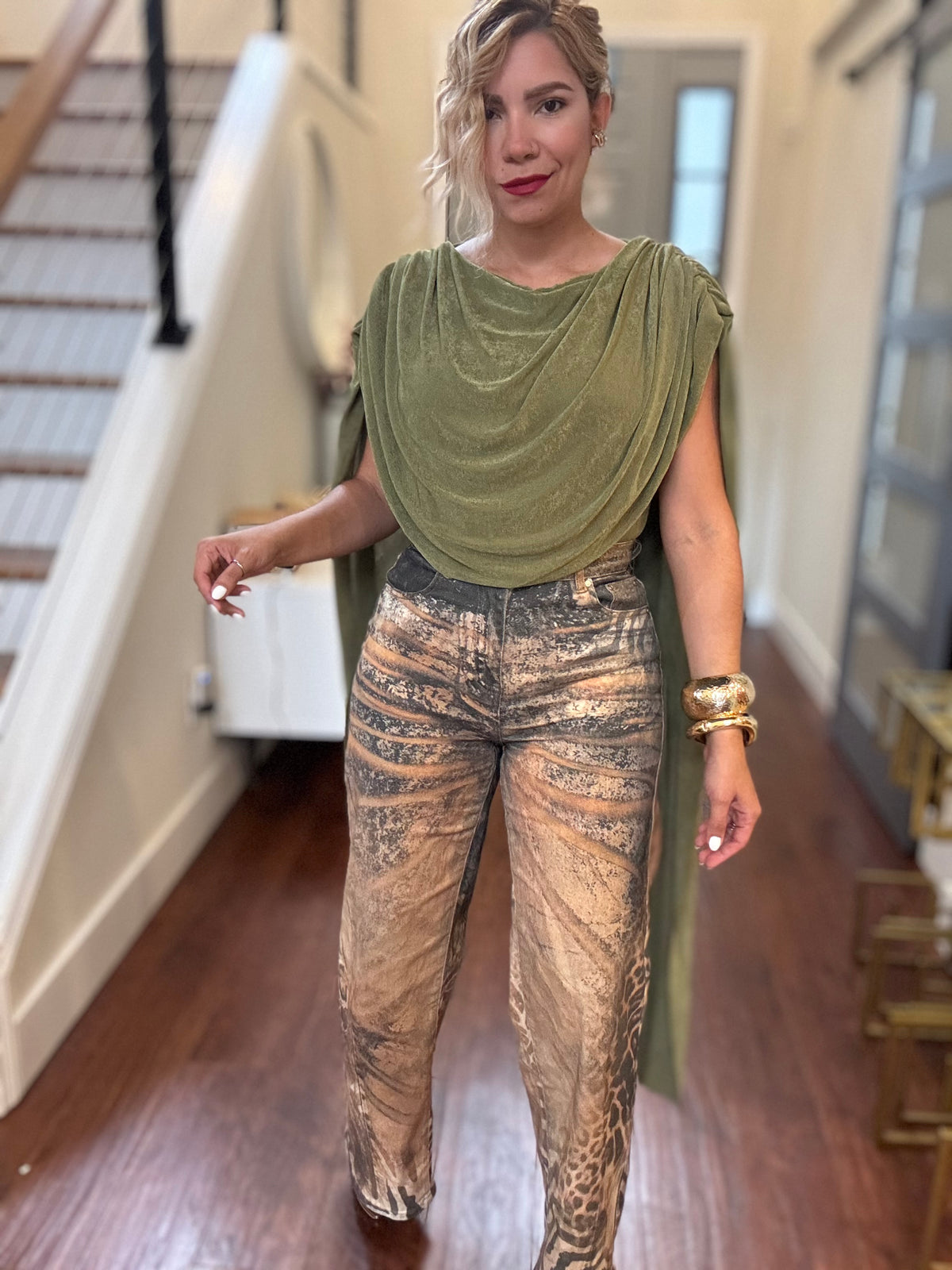 Pandora Elegant Bodysuit (olive)
