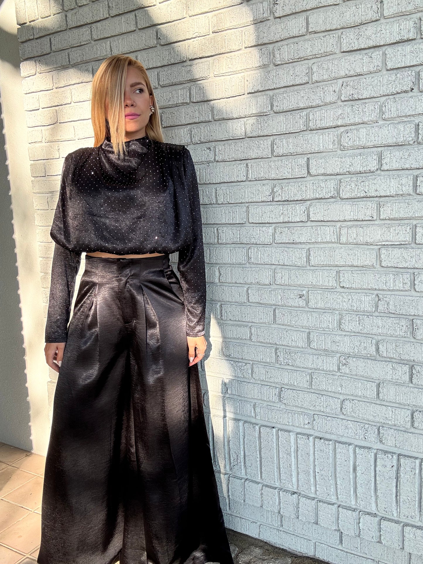 Gagilea Palazzo Black