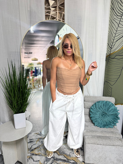 Lucia Jean Pant