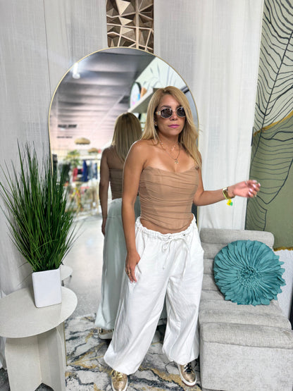 Lucia Jean Pant