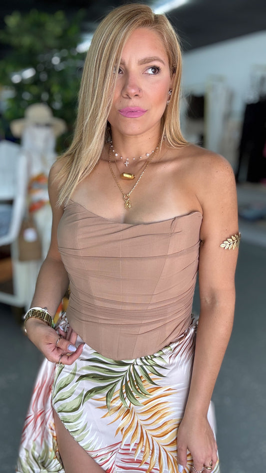 Agata Bustier